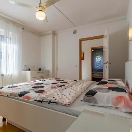 דירה Ferienwohnung - A86488 מדולין